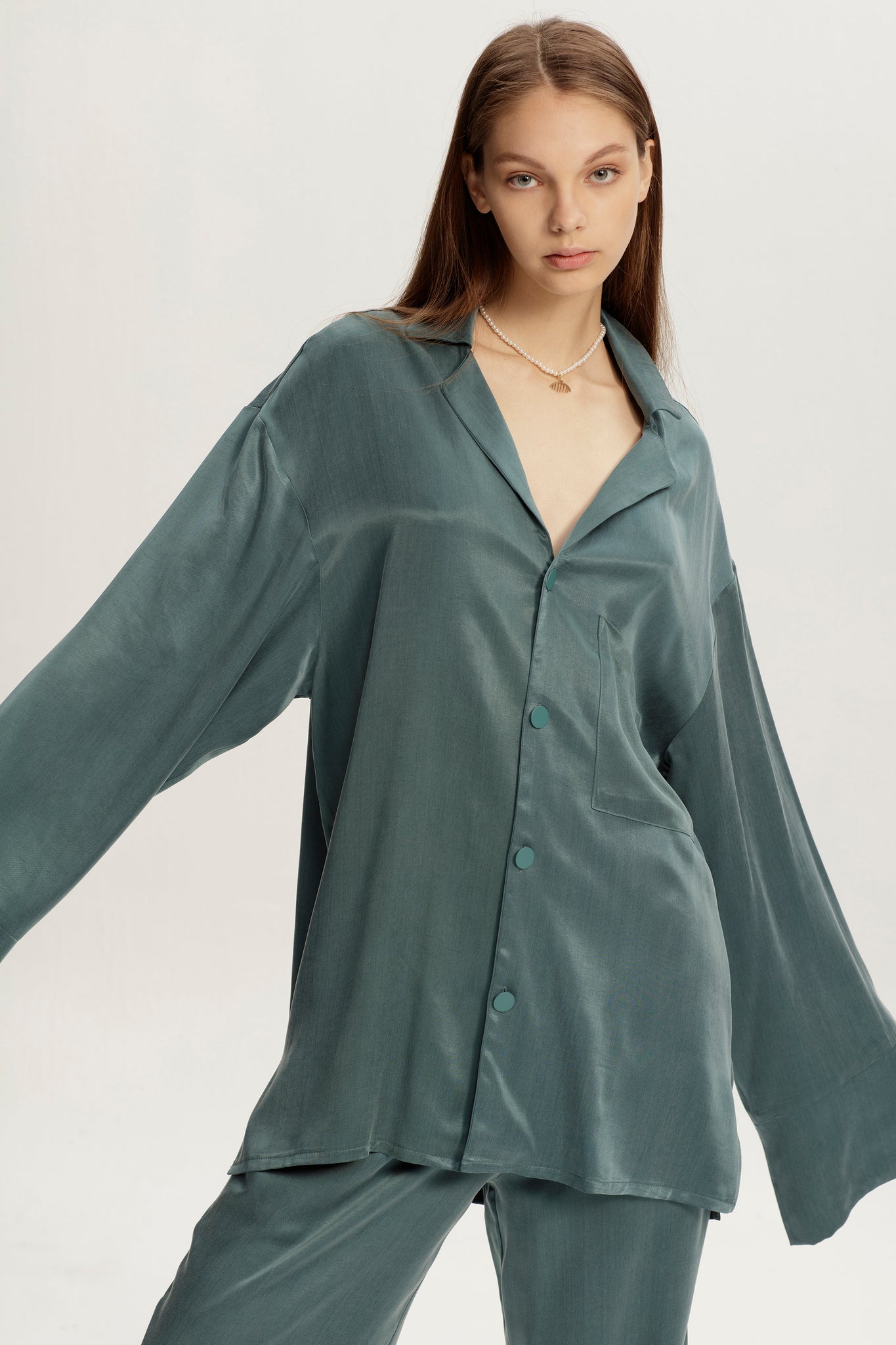 <transcy>TEAL</transcy>